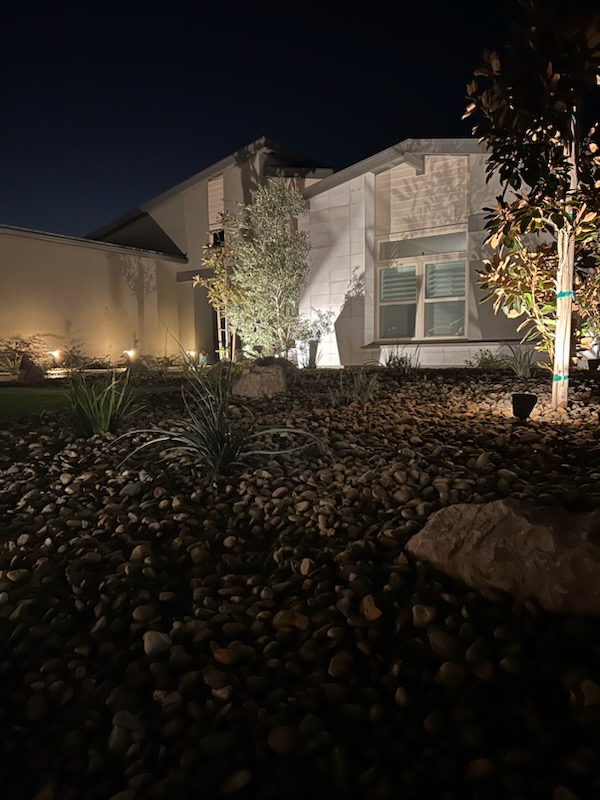 <a href="https://www.arroyograndelandscaping.com/water-features-outdoor-lights">Water Features & Outdoor Lights</a> in bakersfield and shafter